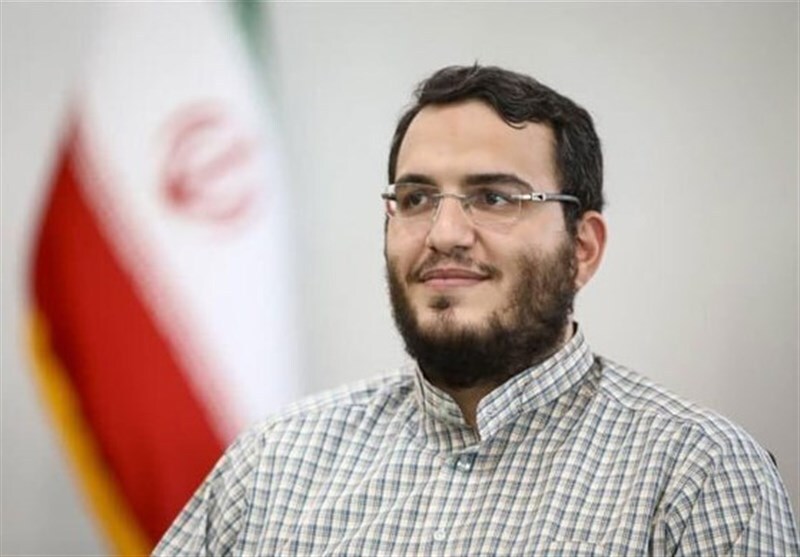 حوزه هنری باید میداندار هنر و ادبیات انقلاب اسلامی باشد