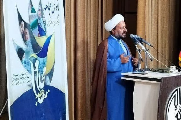 ضرورت دارد بانوان از روشنگریهای حضرت زینب (س) الگوگیری کنند