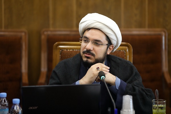 درک و ترویج «سواد تبیین» ما را به «دکترین تبیین» نزدیکتر میکند درک و ترویج «سواد تبیین» ما را به «دکترین تبیین» نزدیکتر میکند