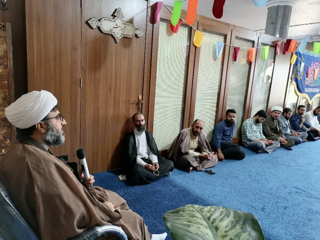 تجلیل حجت الاسلام عزت زمانی از برگزاری مهرواره «بانور» و دیگر اقدامات بنیاد هدایت تجلیل حجت الاسلام عزت زمانی از برگزاری مهرواره «بانور» و دیگر اقدامات بنیاد هدایت