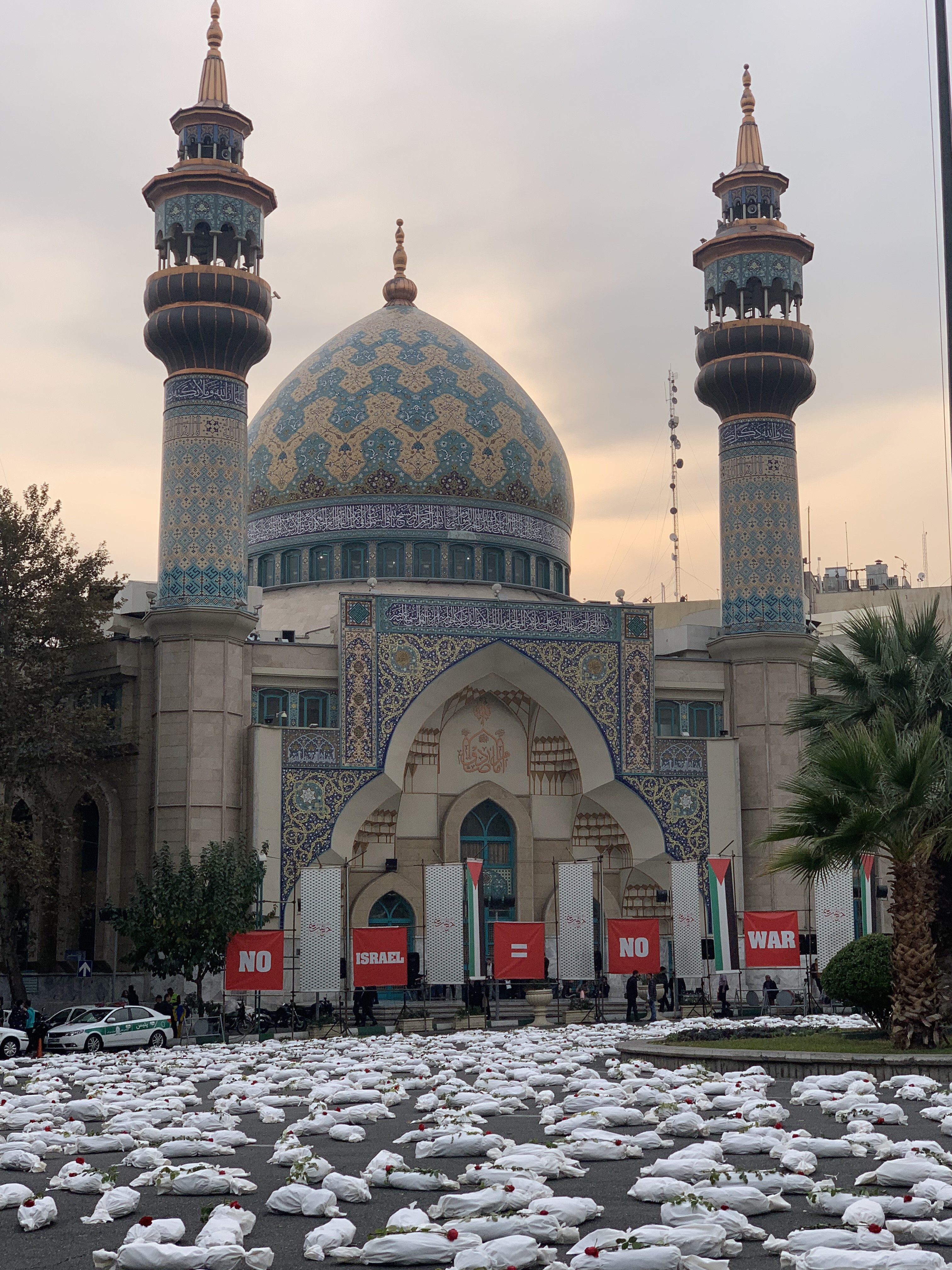 همپای مردم غزه در رثای حماسه و سوگ شهادت همپای مردم غزه در رثای حماسه و سوگ شهادت