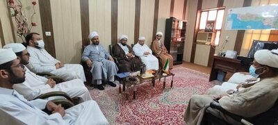 دیدار ائمه جمعه اهل سنت بندر لنگه با اداره تبلیغات اسلامی