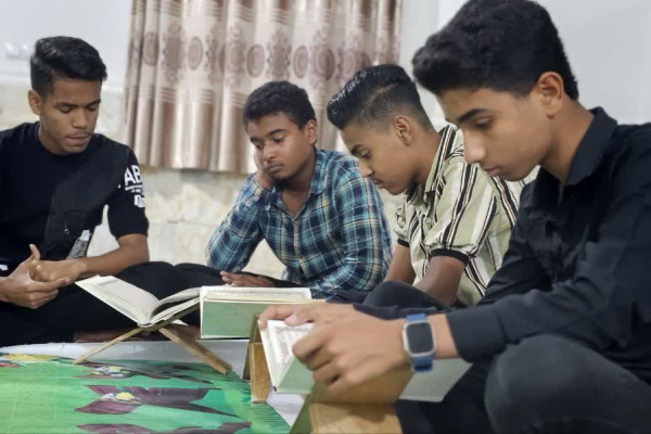 طنین قرآن در کوچه‌های روستای بلبلی میناب