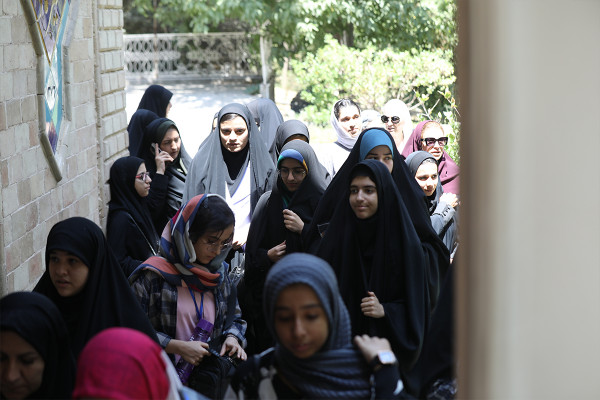 «Истори»: Кампания по чтению для подростков