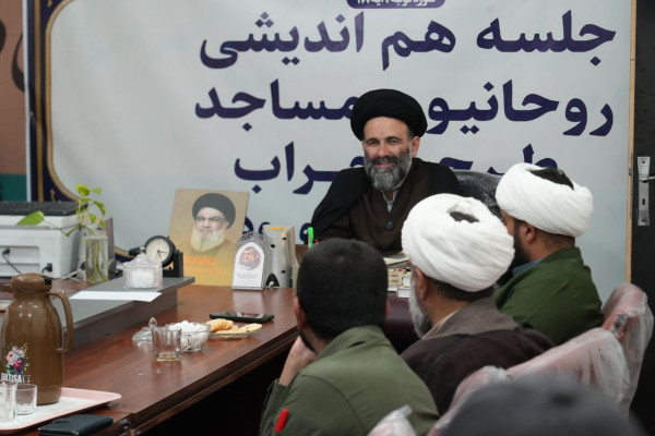 جلسه هم اندیشی حجت الاسلام دکتر میرمـحمدیان مدیرعامل محترم بنیاد هدایت با روحانیون مساجد طرح محراب شهرستان دورود