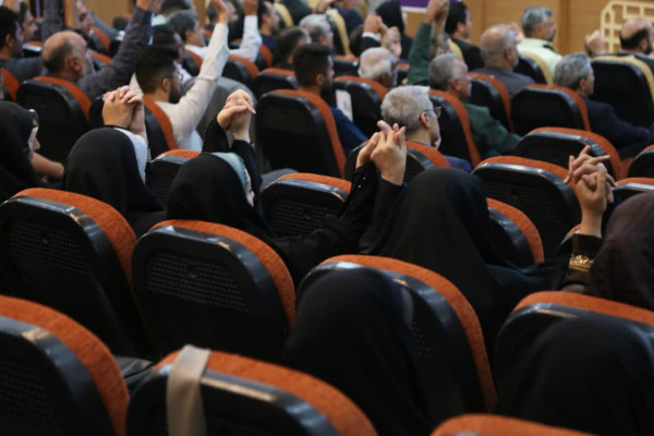 آیین تجلیل از عوامل و دست‌اندرکاران چهارمین دوره جشن بزرگ «مهمانی امت احمد(ص)» در کردستان