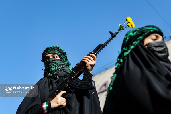 Se celebra en Teherán la gran maniobra «313.000 Jan-Fada de Irán»