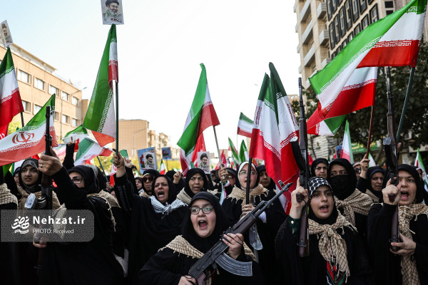 Se celebra en Teherán la gran maniobra «313.000 Jan-Fada de Irán»