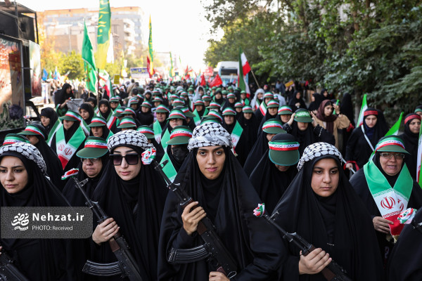 Se celebra en Teherán la gran maniobra «313.000 Jan-Fada de Irán»