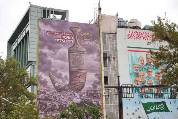 دیوارنگاره جدید میدان فلسطین رونمایی شد
